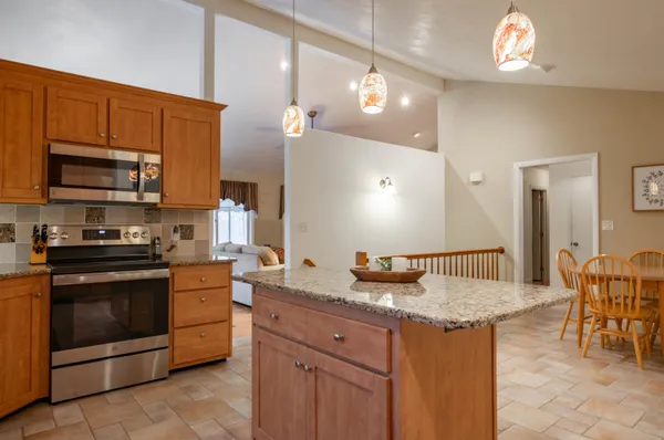 $699,000 | 65 Bloody Brook Road, Hampstead, NH 03841