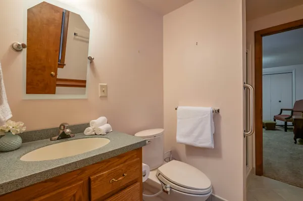 $699,000 | 65 Bloody Brook Road, Hampstead, NH 03841