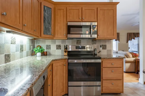 $699,000 | 65 Bloody Brook Road, Hampstead, NH 03841