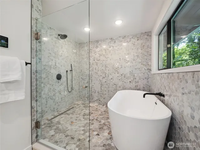 $2,395,000 | 6423 East Mercer Way, Mercer Island, WA 98040