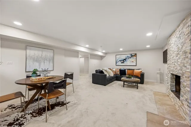 $2,395,000 | 6423 East Mercer Way, Mercer Island, WA 98040