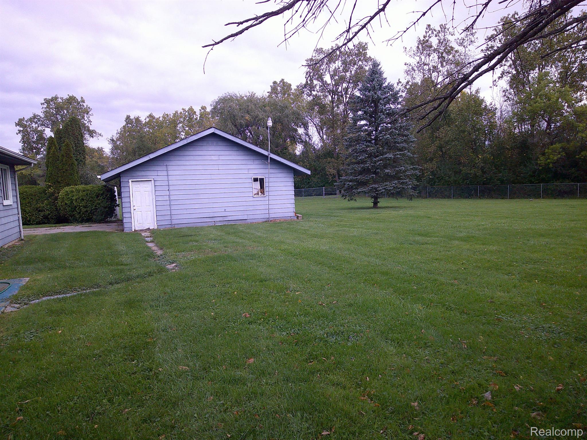 5044 North Linden Road Flint, MI 48504 - Photo 7 of 22 Gallery Image 7