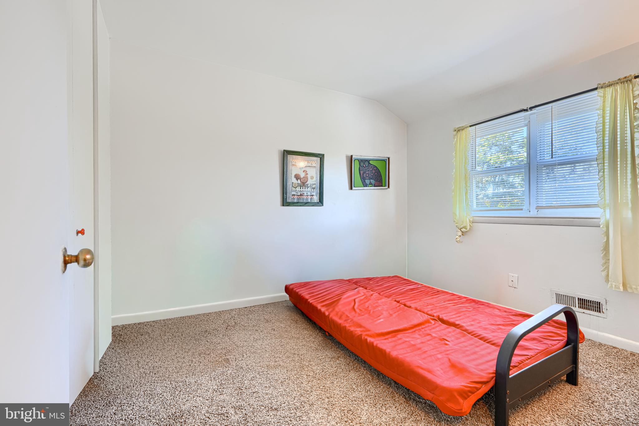 7719 Charlesmont Road Dundalk, MD 21222 - Photo 13 of 30