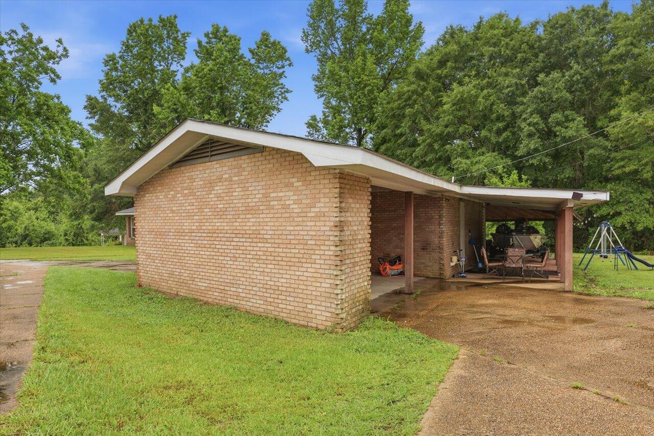 270 Magnolia Drive Raleigh, MS 39153 - Photo 32 of 38 32-270 Magnolia Dr _ Hometoursms.com