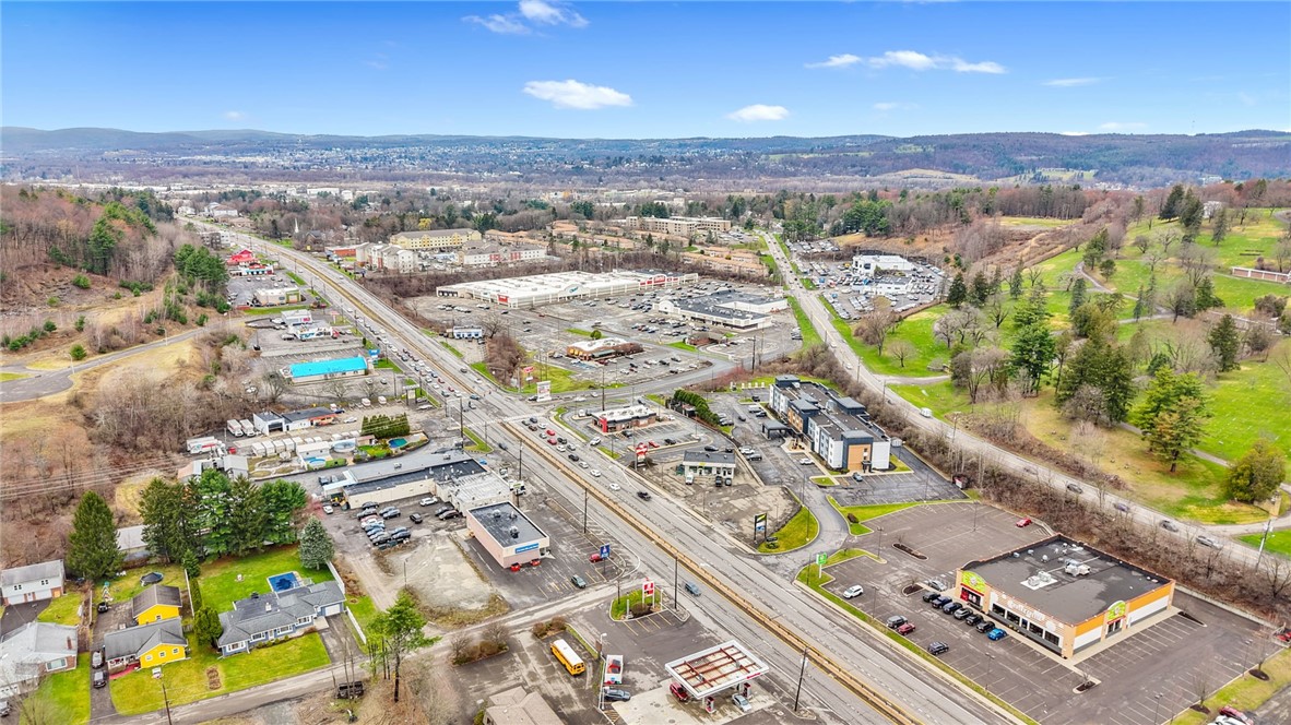 108 Martha Road Vestal, NY 13850 - Photo 10 of 34