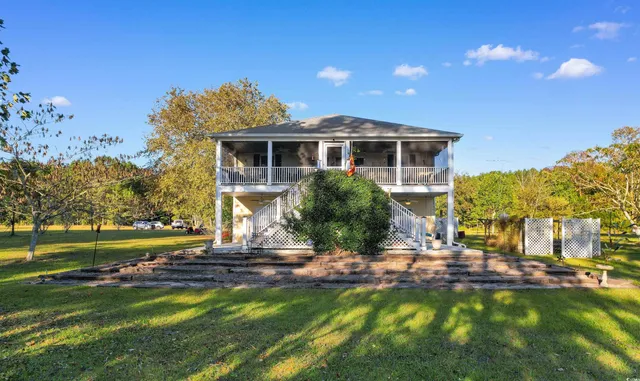 $985,000 | 280 Mary George Lane, Georgetown, SC 29440