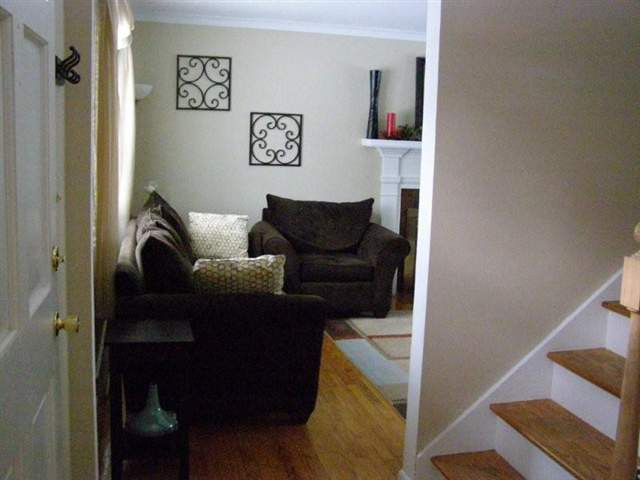 494 Dawson Road Bethlehem, NY 12054 - Photo 2 of 13 Photo 2
