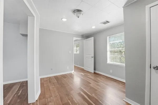 $1,400 | 6526 Linden Street, Houston, TX 77087