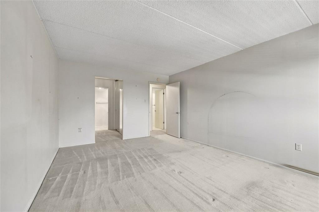 5600 Munhall Road, Unit 803 Pittsburgh, PA 15217 - Photo 21 of 34 Gallery Image 21