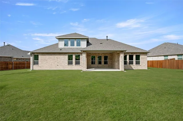 $499,175 | 951 Richard Pittmon Drive, DeSoto, TX 75115