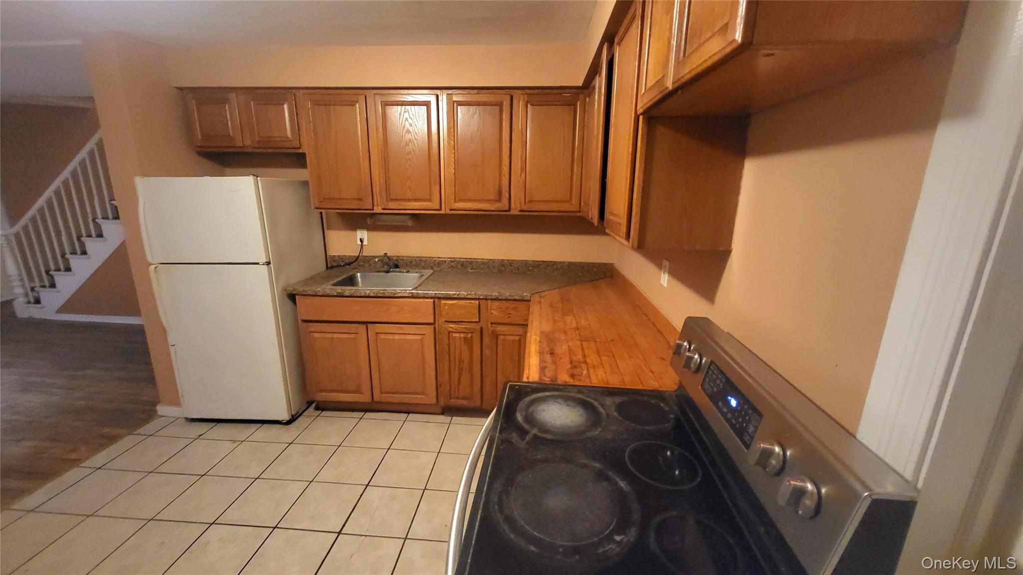 92 Academy Street Poughkeepsie, NY 12601 - Photo 3 of 28 a utility room with dryer and washer