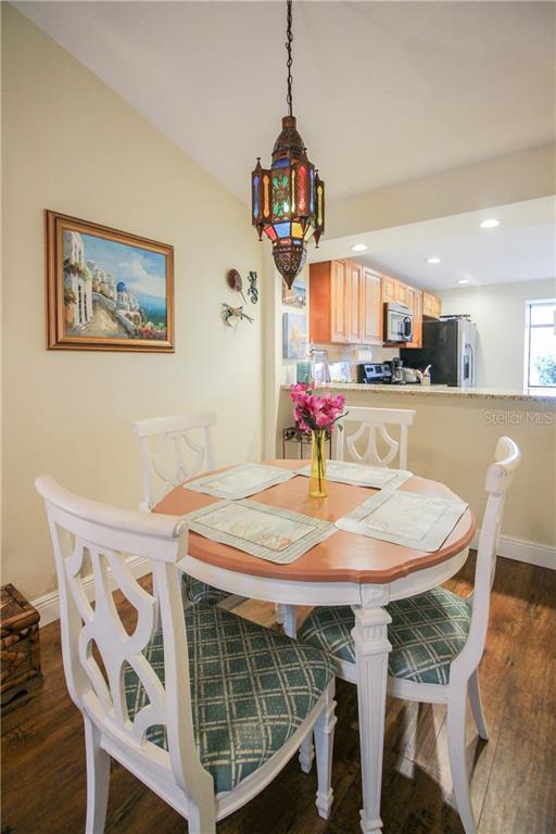 415 Cedar Ridge Court Oldsmar, FL 34677 - Photo 11 of 38 Gallery Image 11