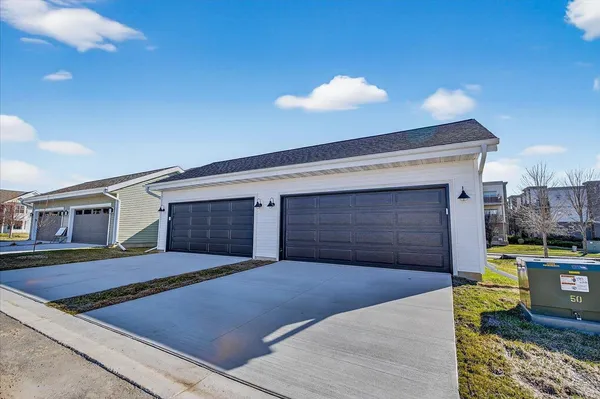 $499,900 | 2807 Crinkle Root Drive, Fitchburg, WI 53711