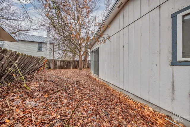 $298,000 | 502 East Idaho Street, Unit C, New Plymouth, ID 83655