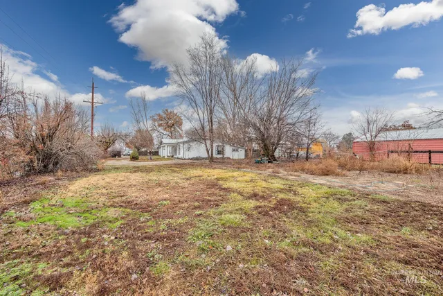 $298,000 | 502 East Idaho Street, Unit C, New Plymouth, ID 83655