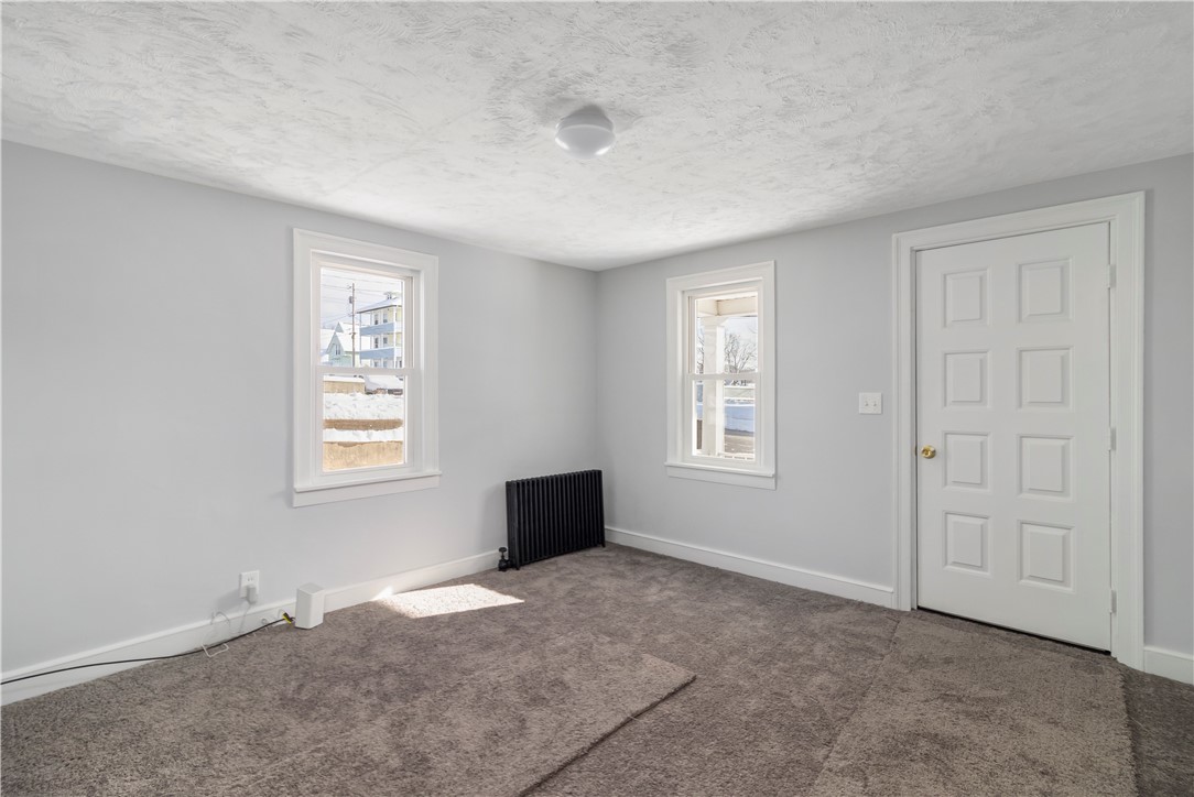 781 Grove Street Woonsocket, RI 02895 - Photo 8 of 46
