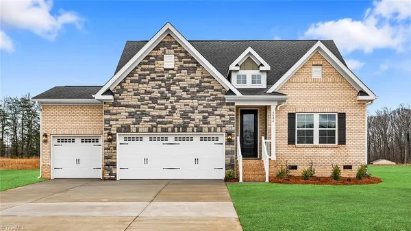 $545,000 | 5506 Penguin Drive, Summerfield, NC 27358