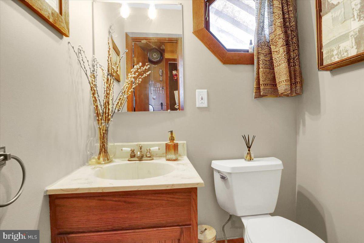 799 Gibraltar Road Reading, PA 19606 - Photo 21 of 35 Half Bath, first level