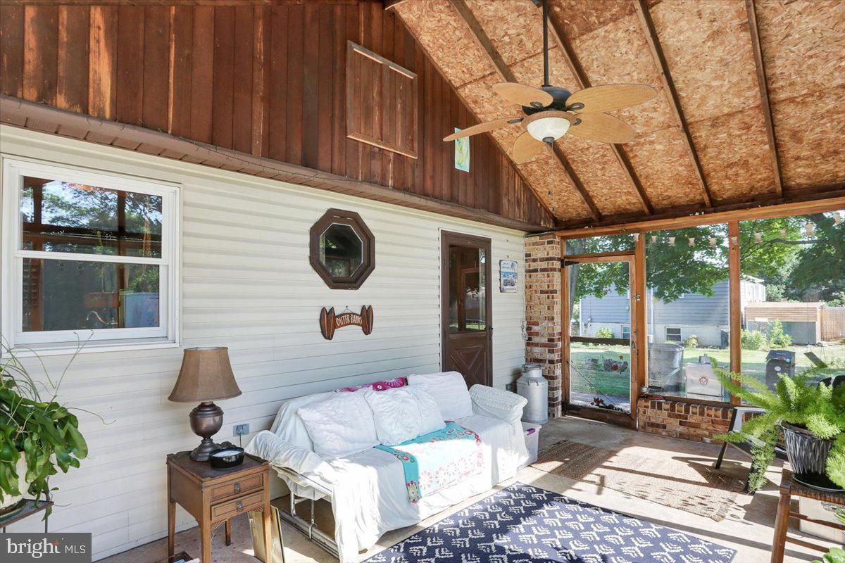 799 Gibraltar Road Reading, PA 19606 - Photo 23 of 35 Screened-in Porch. Enjoy!