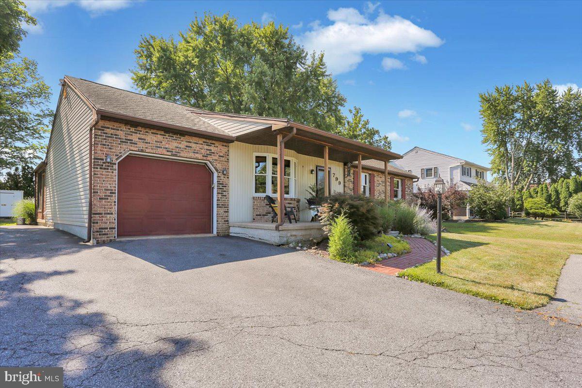 799 Gibraltar Road Reading, PA 19606 - Photo 3 of 35 Another view of this beautiful home.