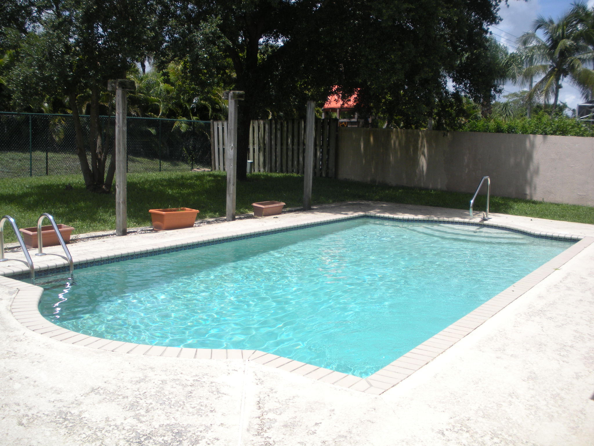 avenel pool 3