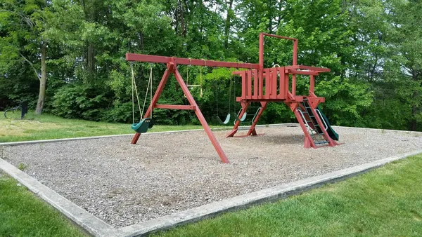 $2,205 | 29 Capron Road, Unit 18, Milford, NH 03055