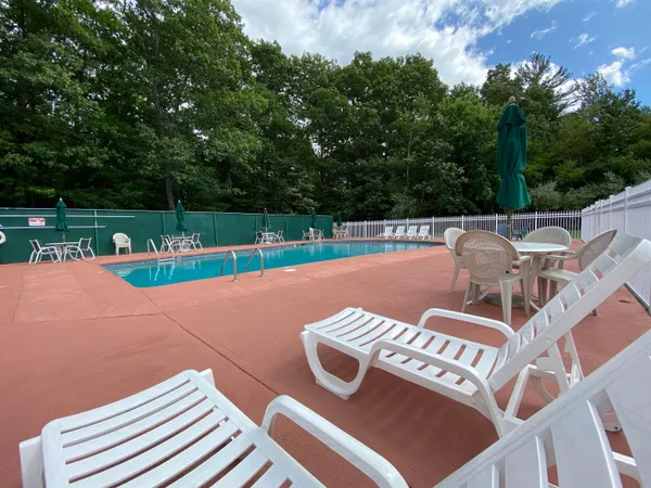 $2,205 | 29 Capron Road, Unit 18, Milford, NH 03055