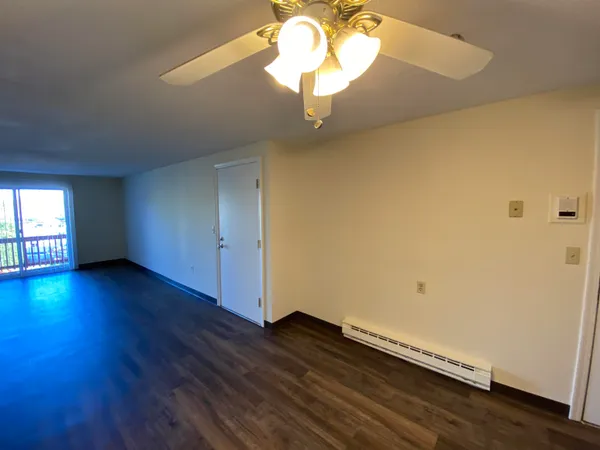 $2,205 | 29 Capron Road, Unit 18, Milford, NH 03055