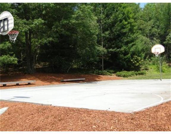 901 Ridgefield Circle, Unit B Clinton, MA 01510 - Photo 19 of 20 Gallery Image 19