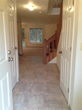 901 Ridgefield Circle, Unit B Clinton, MA 01510 - Photo 2 of 20 Gallery Image 2