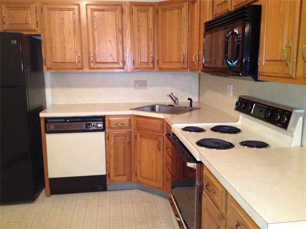 901 Ridgefield Circle, Unit B Clinton, MA 01510 - Photo 6 of 20 Gallery Image 6