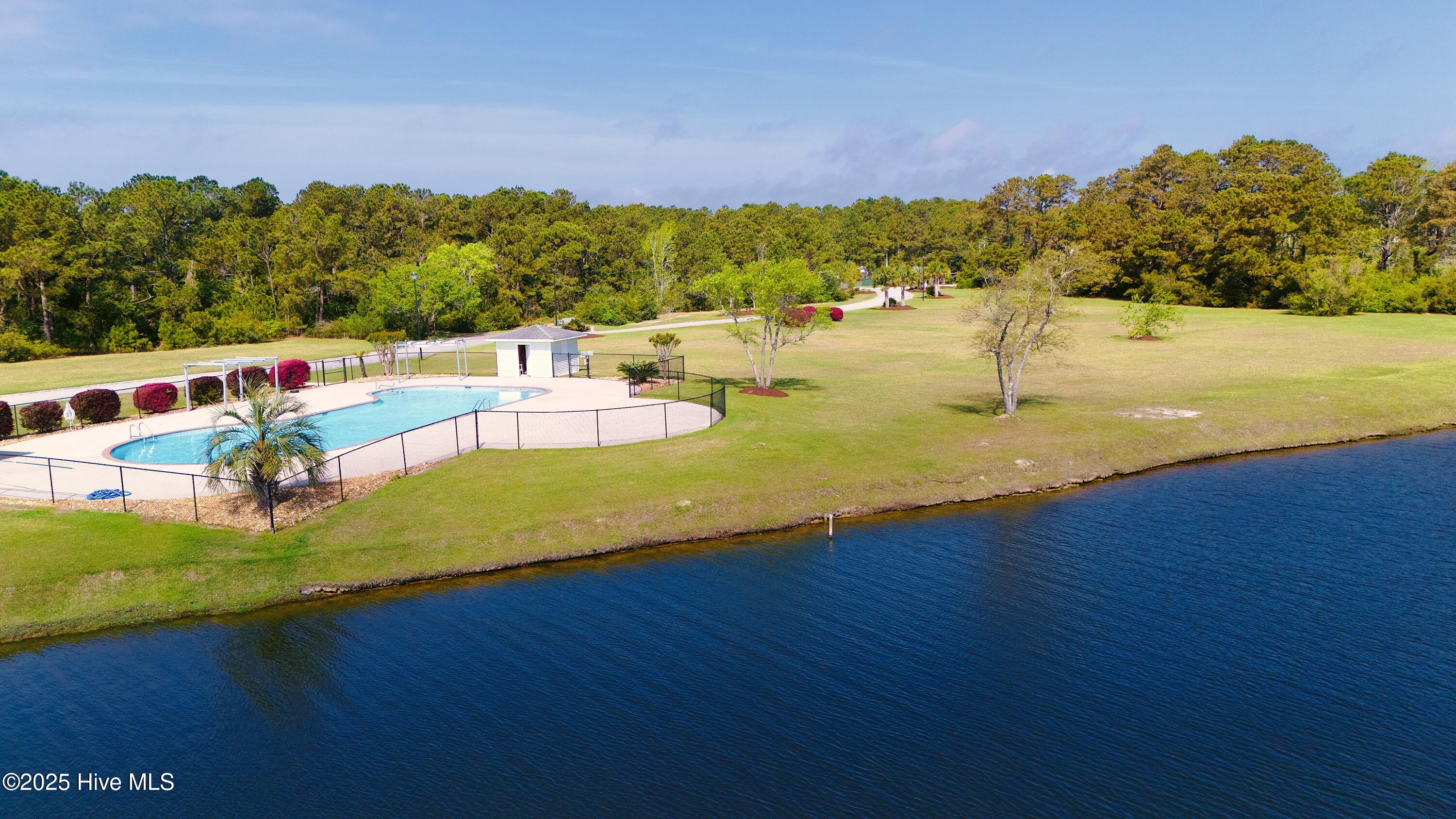800 Country Club Road, Unit 36 Morehead City, NC 28557 - Photo 47 of 56 Drone 4