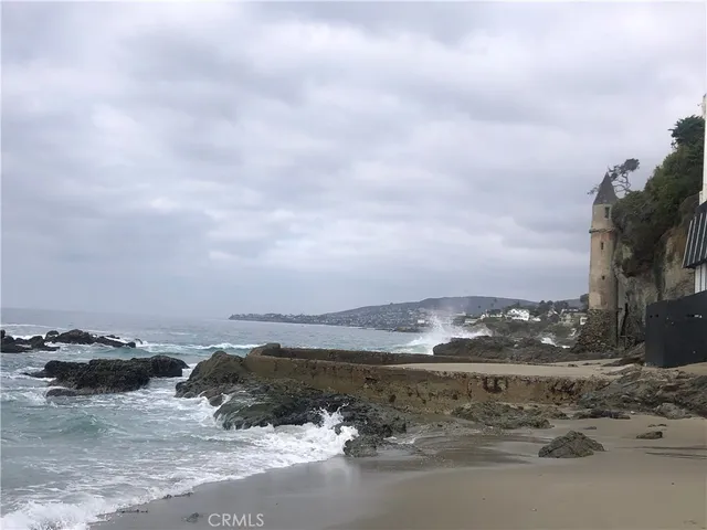 $15,000 | 499 Nyes Place, Laguna Beach, CA 92651