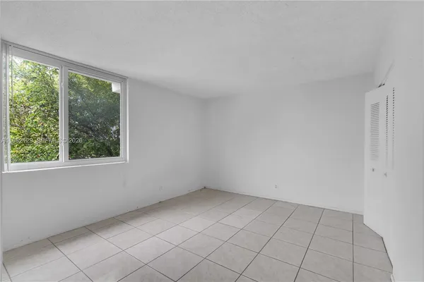 $275,000 | 9001 Southwest 77th Avenue, Unit C402, Miami, FL 33156