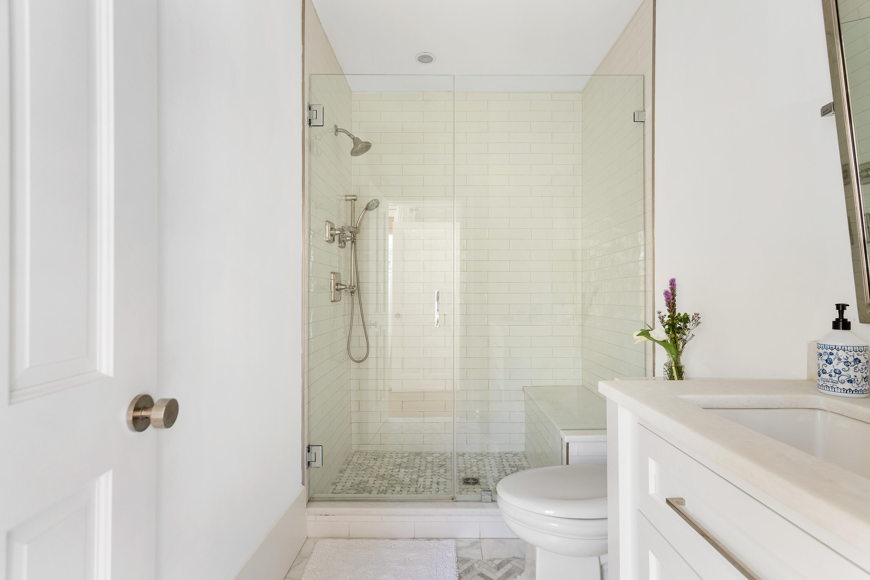 78 Smith Street Charleston, SC 29401 - Photo 15 of 29 2nd BDRM En Suite (Upstairs)