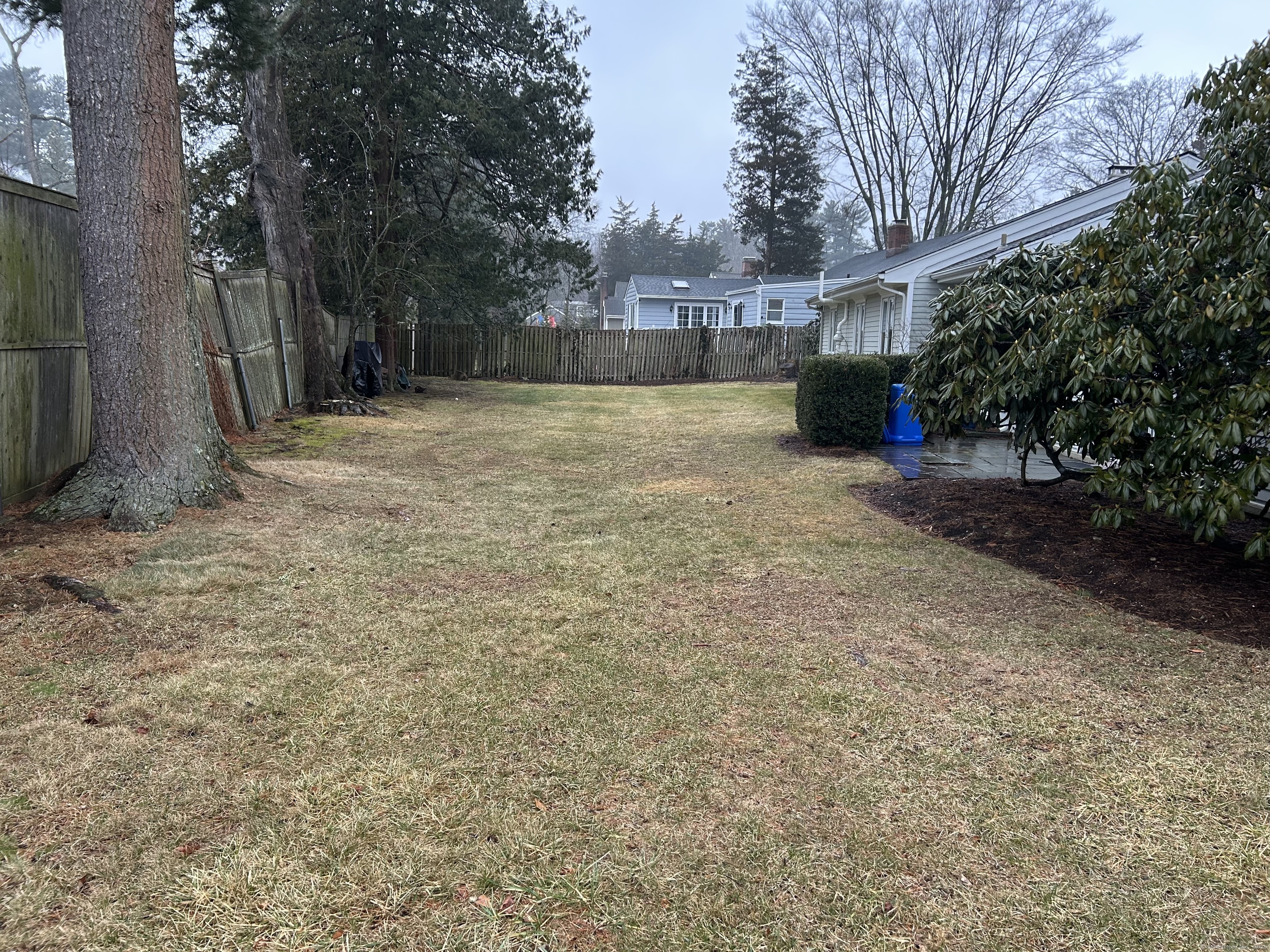1 Woods Grove Road Westport, CT 06880 - Photo 2 of 7