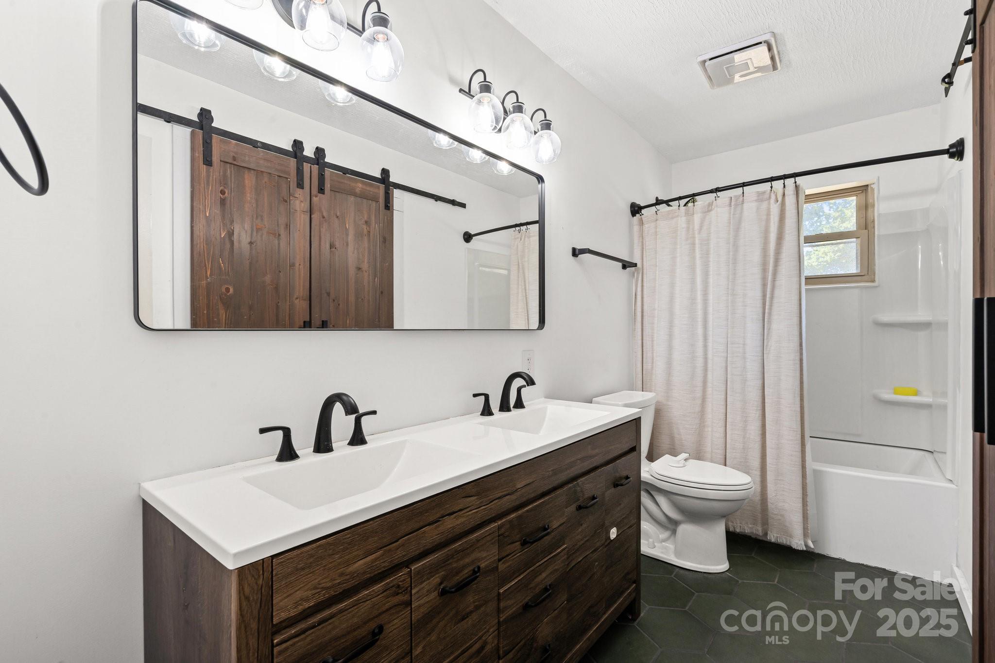 305 Ridge Drive Mount Holly, NC 28120 - Photo 24 of 35