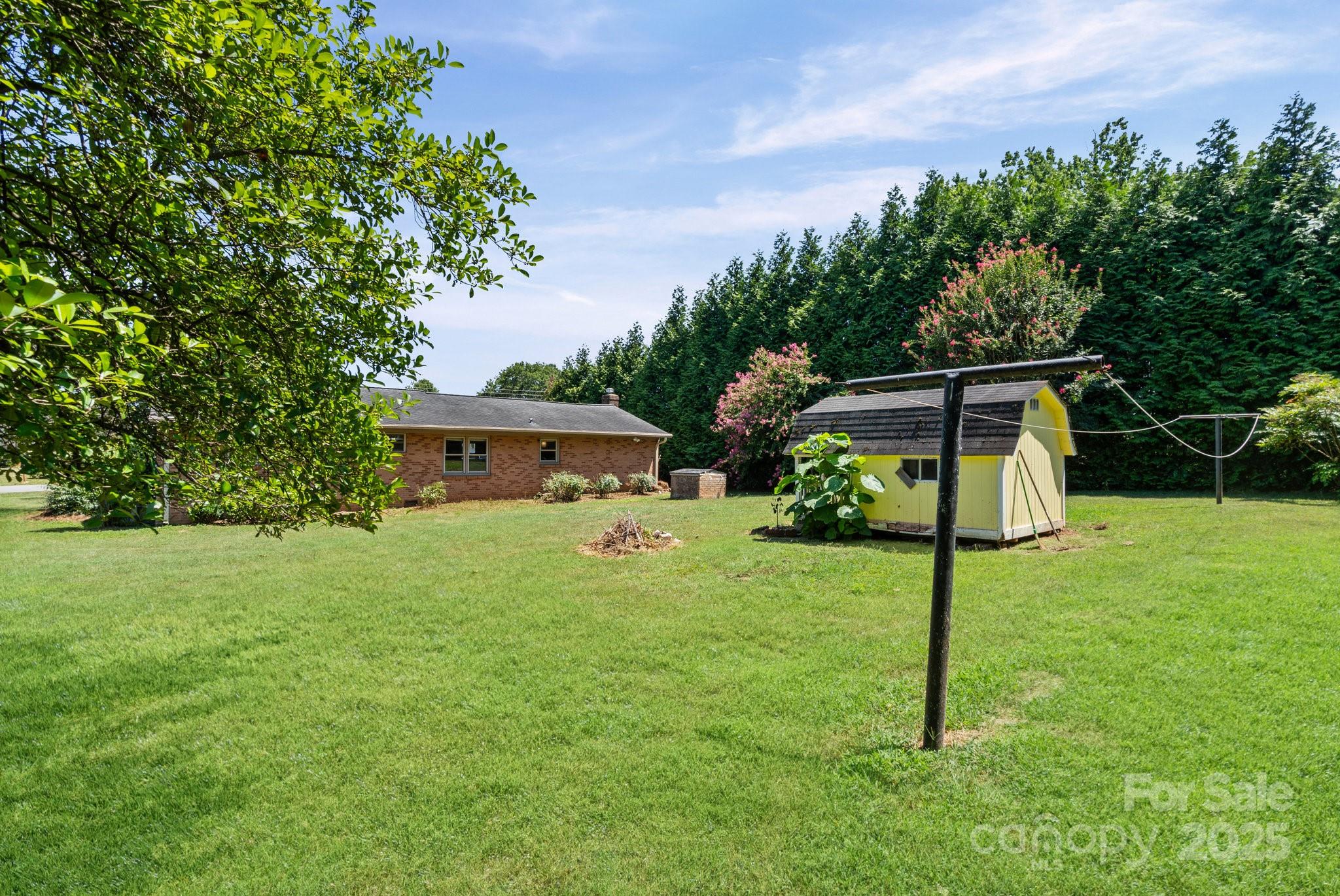 305 Ridge Drive Mount Holly, NC 28120 - Photo 33 of 35