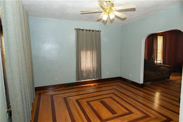 $139,900 | 403 Gilmore Avenue, Trafford, PA 15085