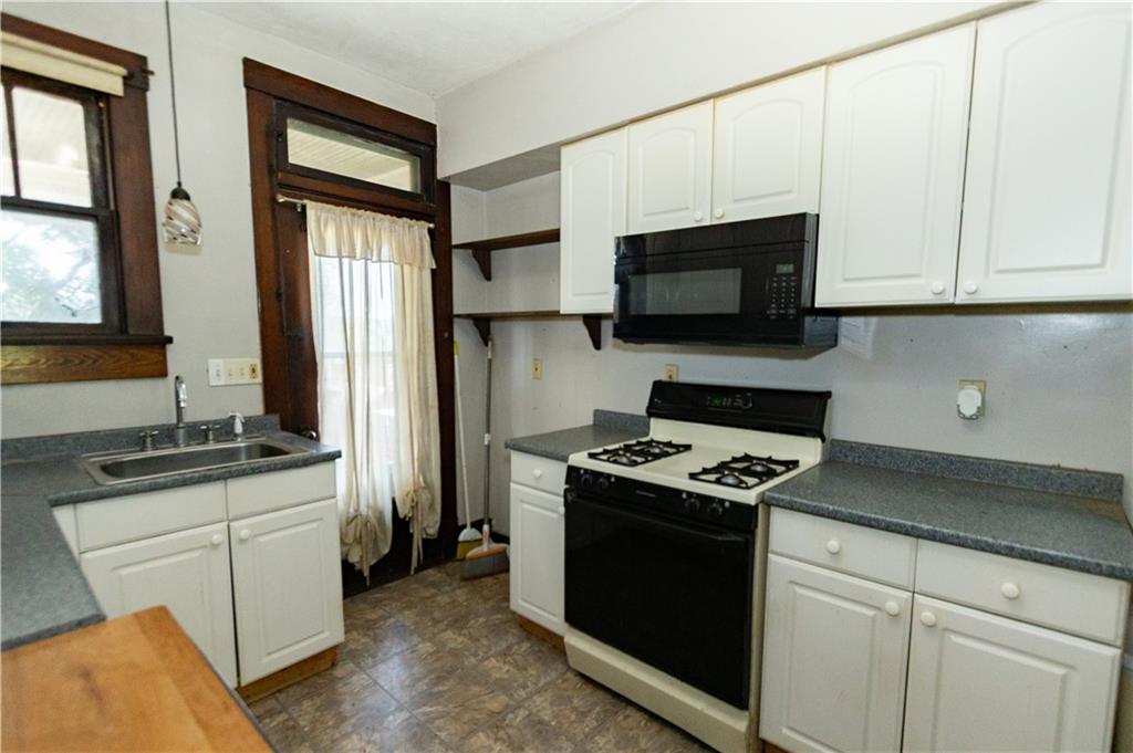 403 Gilmore Avenue Trafford, PA 15085 - Photo 8 of 16