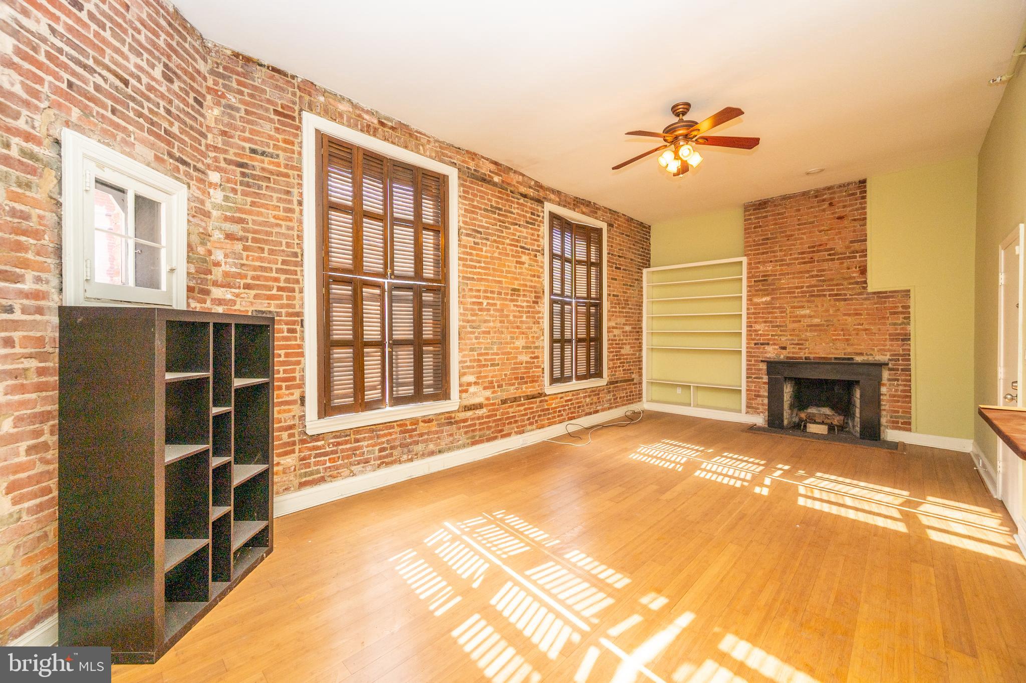1018 North Charles Street, Unit R2 Baltimore, MD 21201 - Photo 3 of 25