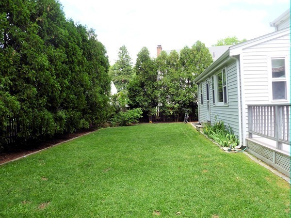 22 Hartley Road Belmont, MA 02478 - Photo 6 of 26 Gallery Image 6