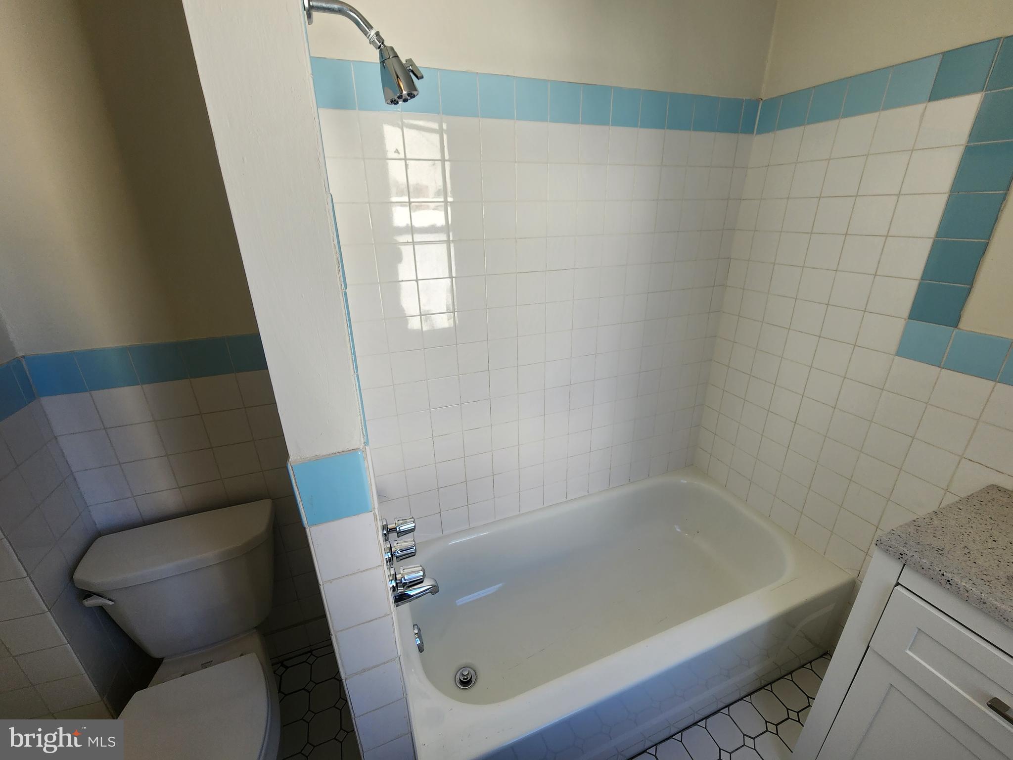 4322 Main Street, Unit 2 Philadelphia, PA 19127 - Photo 11 of 27 a bathroom with a tub and sink