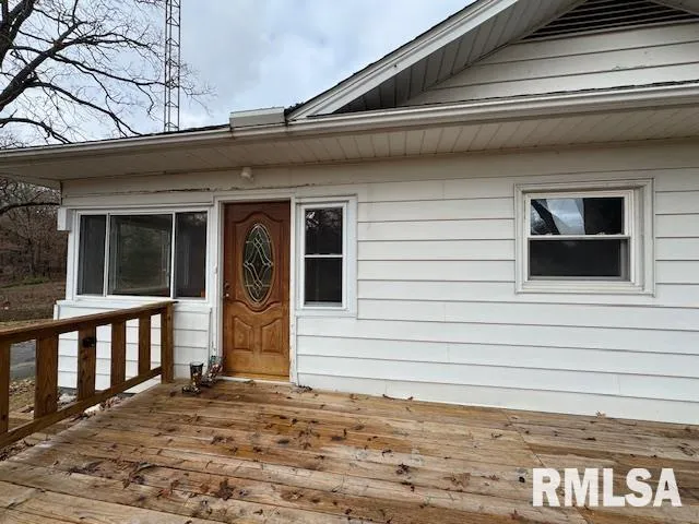 $299,900 | 5267 Old North Road, Christopher, IL 62822