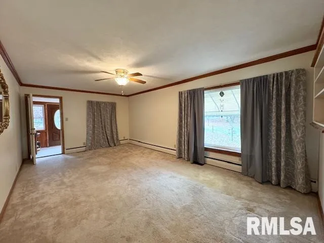 $299,900 | 5267 Old North Road, Christopher, IL 62822