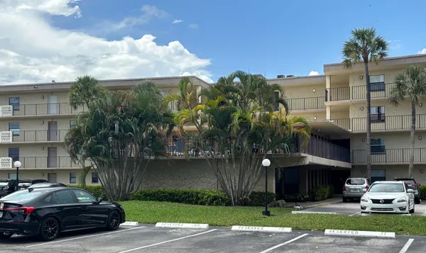 $1,600 | 9355 Southwest 8th Street, Unit 216, Boca Raton, FL 33428