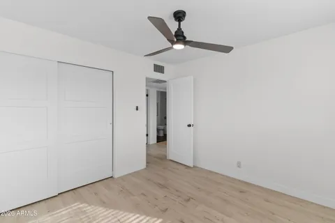 a view of empty room with a window