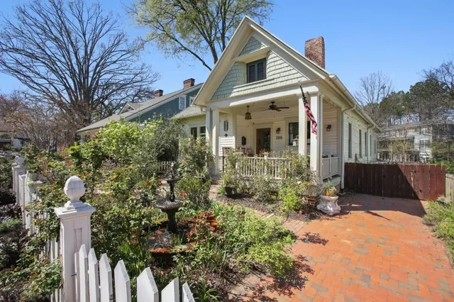 $8,500 | 788 Lake Avenue Northeast, Atlanta, GA 30307