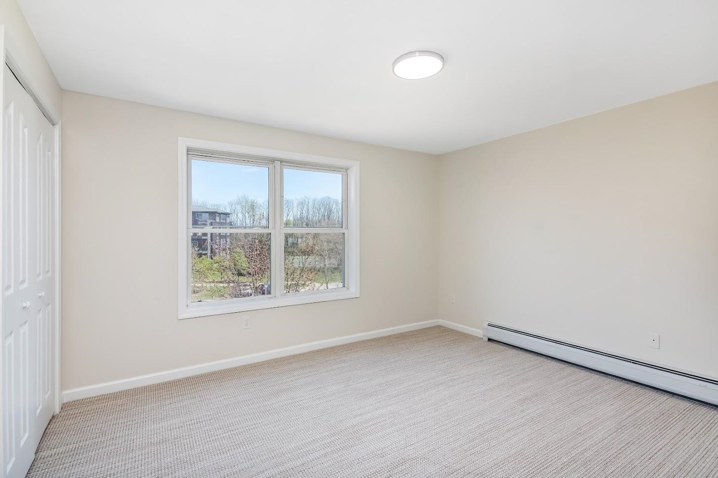 77 Claire Point Road, Unit 77 Burlington, VT 05408 - Photo 22 of 29 Gallery Image 22