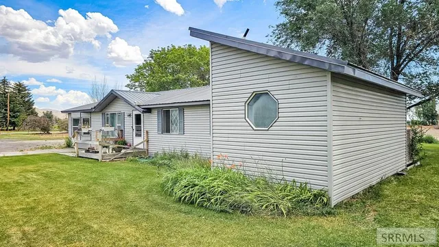 $315,000 | 2977 Interstate Avenue, Arco, ID 83213